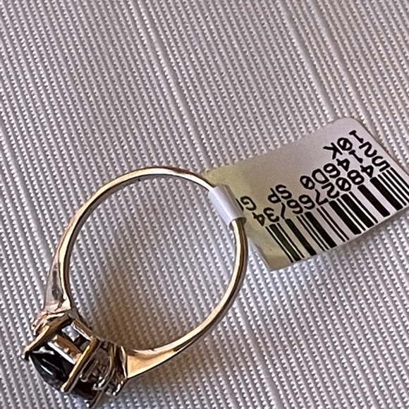 10K white gold 1.75 CTW Garnet & Diamonds ring BNWT - Picture 8 of 9